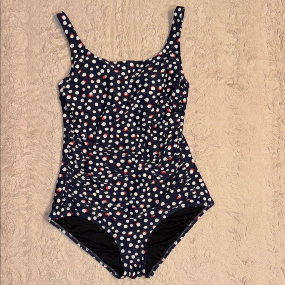 Seekers essentials size 10 one-piece swimsuit